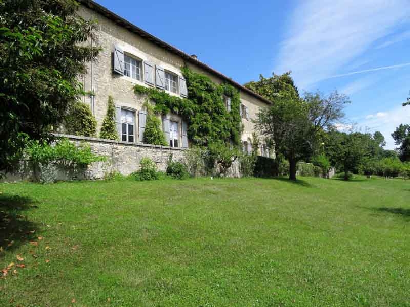 Manor House For Sale, Angoulême, 16000, FRANCE