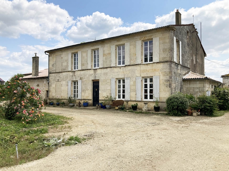 Domaine For Sale,  Mortagne-sur-Gironde, 17120, FRANCE