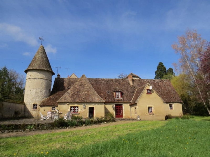 Castle For Sale, Le Veurdre, 03320, FRANCE