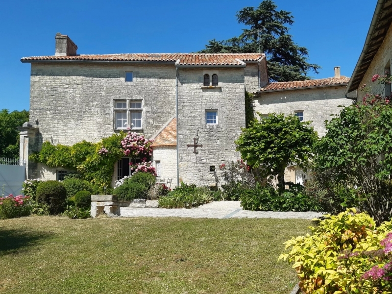 Manor House For Sale, MARCILLAC-LANVILLE, 16140, FRANCE
