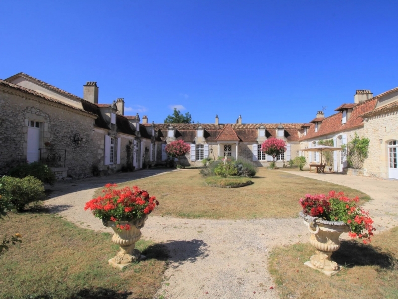 Chartreuse For Sale, MONFLANQUIN, 47150, FRANCE