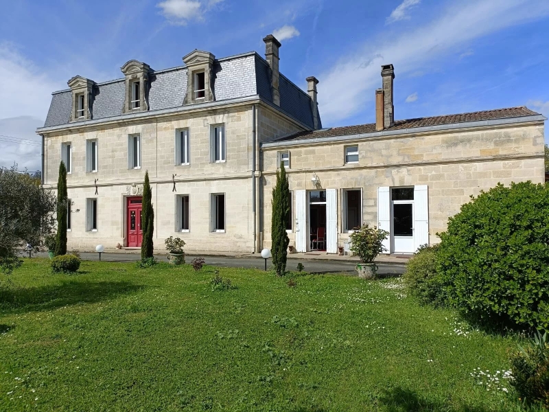 Manor House For Sale, ABZAC, 33230, FRANCE