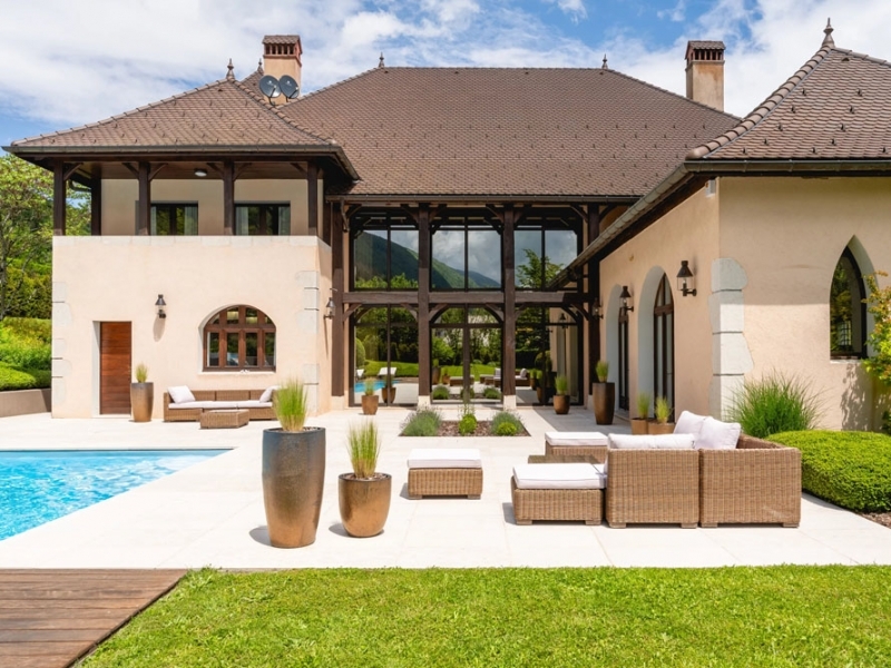 Town House For Sale, ANNECY, 74000, FRANCE