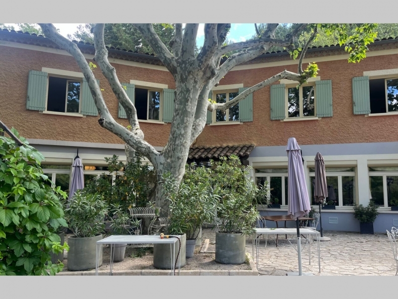 Hotel For Sale, Gigondas, 84190, FRANCE