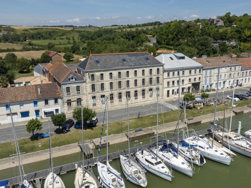 Property For Sale, MORTAGNE-SUR-GIRONDE, 17120, FRANCE