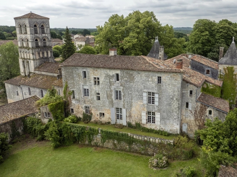 Castle For Sale, ANGOULEME, 16000, FRANCE
