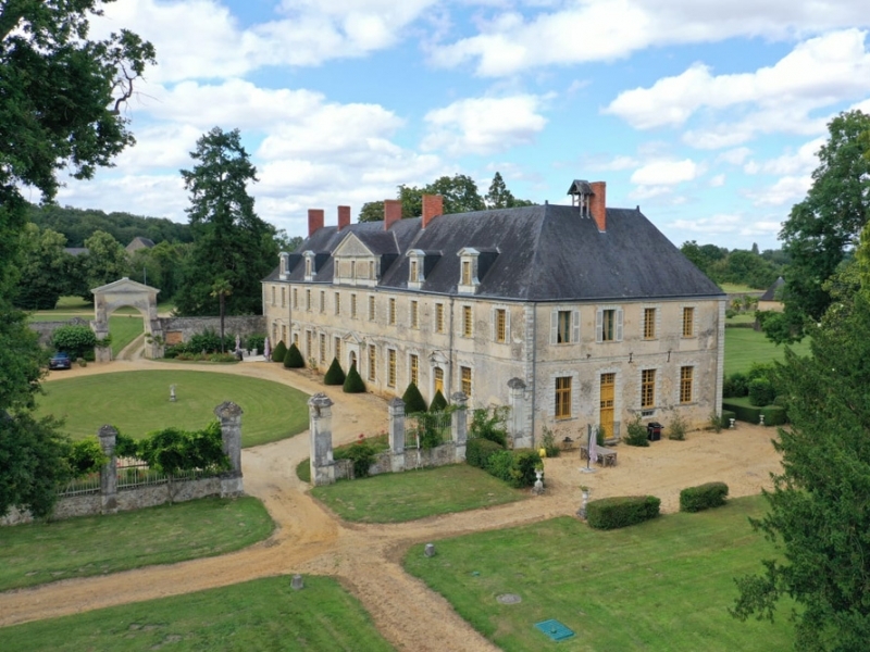 Castle For Sale, SABLE SUR SARTHE, 72300, FRANCE