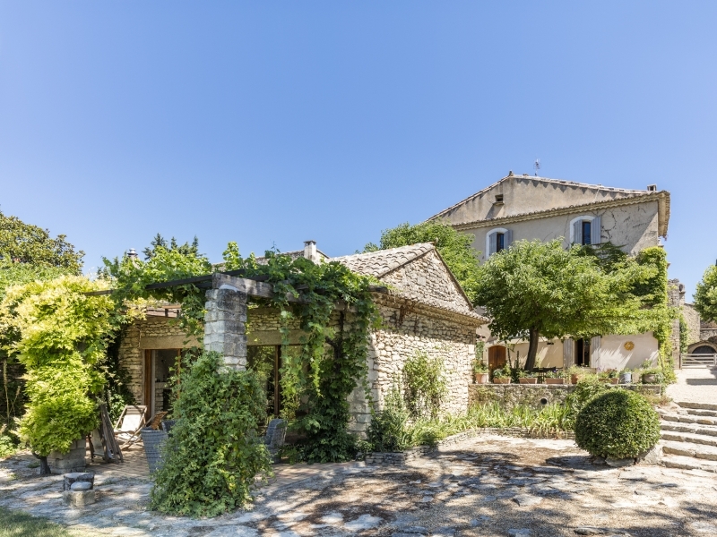 Village House For Sale, Gordes, 84220, FRANCE