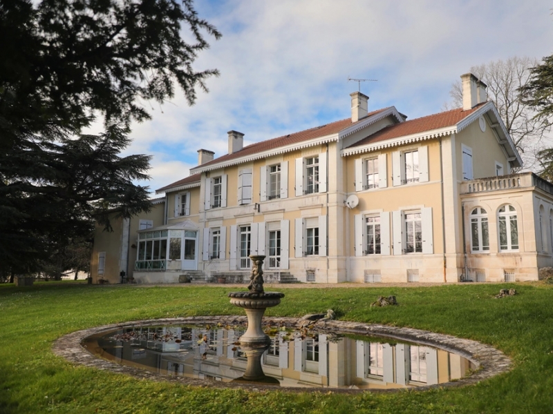 Maison De Maître For Sale, COGNAC, 16100, FRANCE