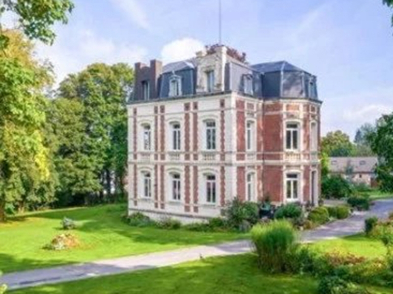 Manor House For Sale, AVESNES-SUR-HELPE, 59440, FRANCE