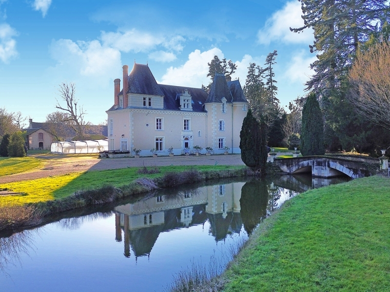 Castle For Sale, TOURS, 37000, FRANCE