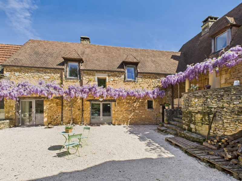 Farmhouse For Sale, BERBIGUIERES, 24220, FRANCE