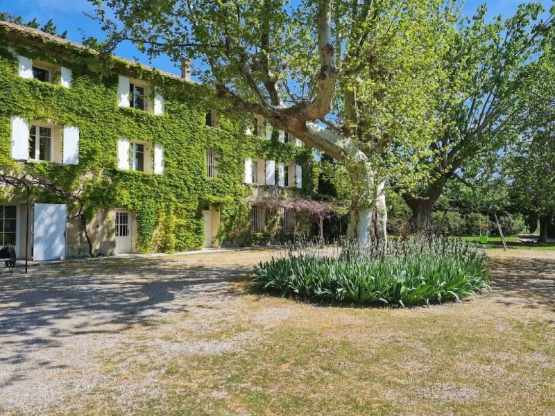 Bastide For Sale, Orange, 84100, FRANCE