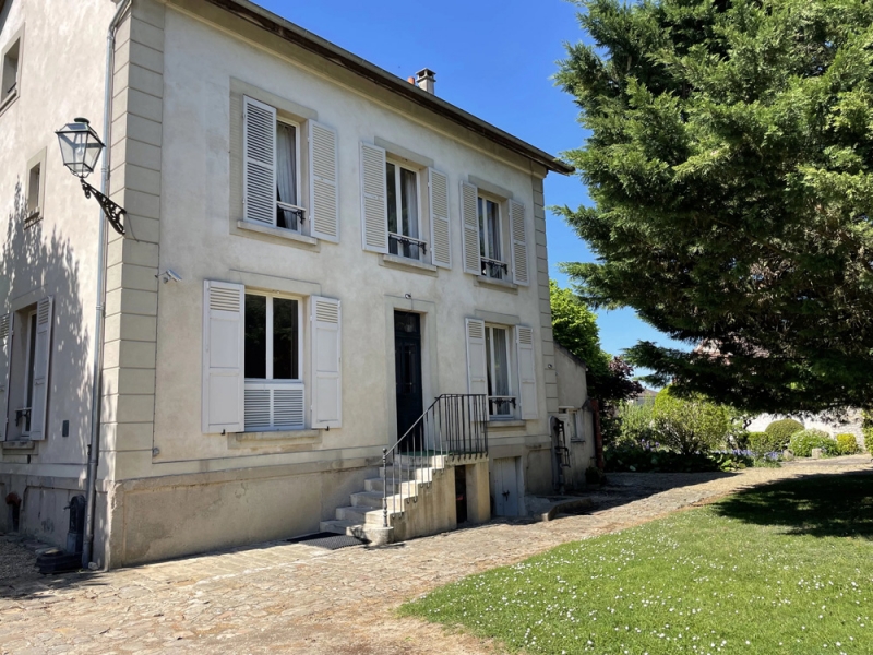 Manor House For Sale, BRIE-COMTE-ROBERT, 77170, FRANCE
