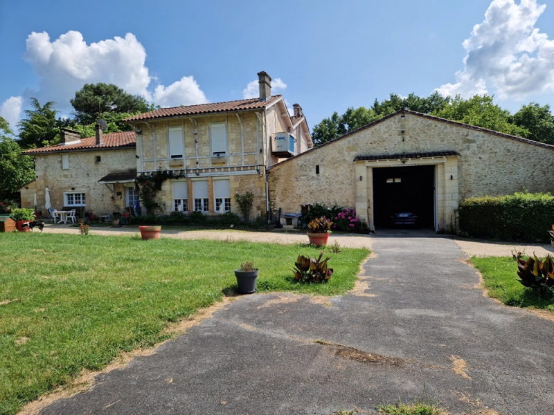 Farmhouse For Sale, POMPIGNAC, 33370, FRANCE