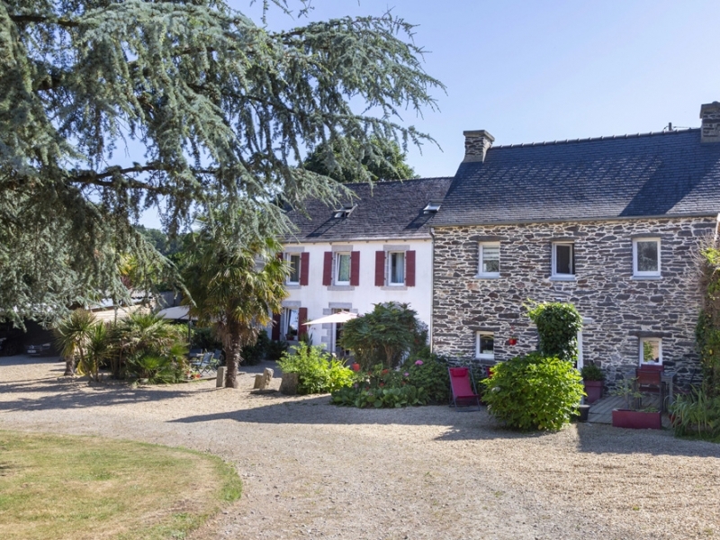 Manor House For Sale, PLOUGOURVEST, 29400, FRANCE