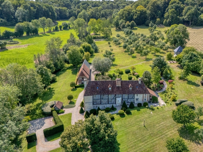 Manor House For Sale, CHEFFREVILLE-TONNENCOURT, 14140, FRANCE