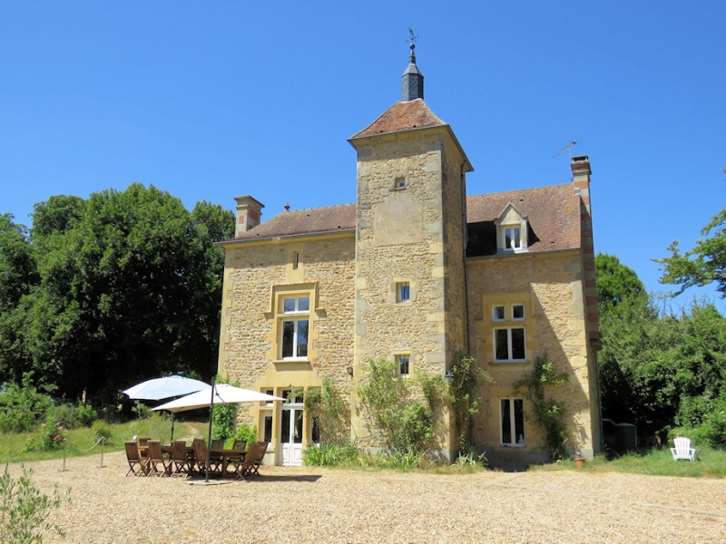 Manor House For Sale, Imphy, 58160, FRANCE
