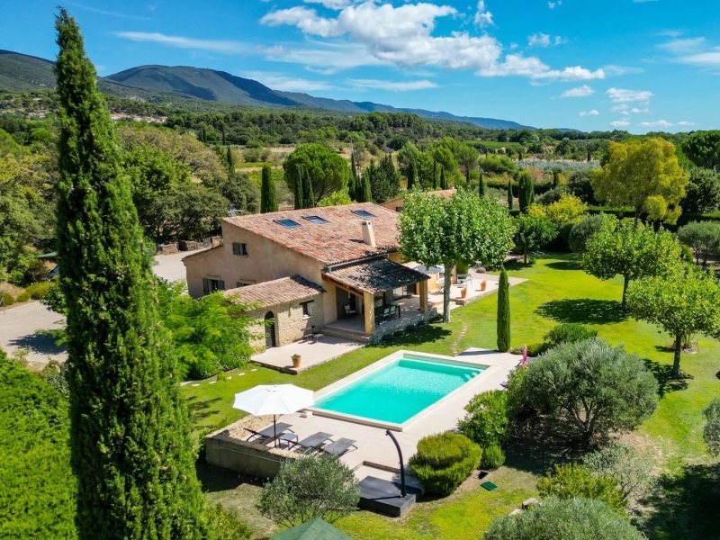Country House For Sale, VAUGINES, 84160, FRANCE
