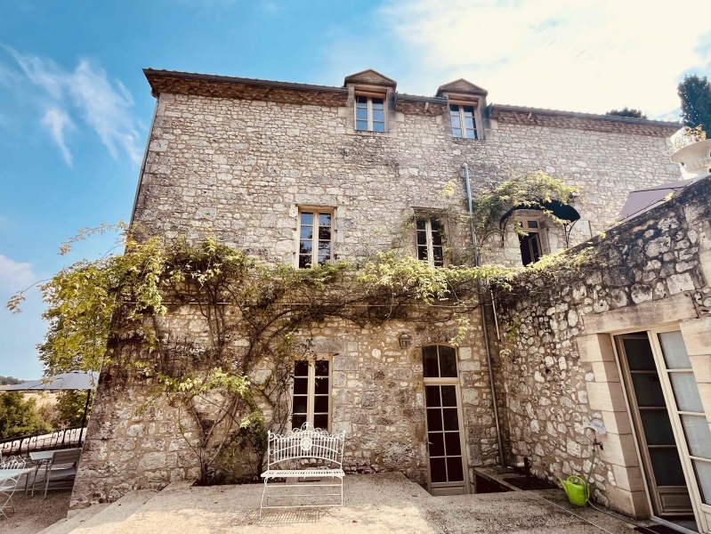 Manor House For Sale, ISSIGEAC, 24560, FRANCE