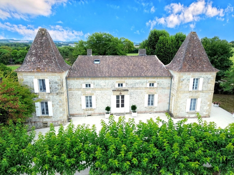 Manor House For Sale, SAINT-COLOMB-DE-LAUZUN, 47410, FRANCE
