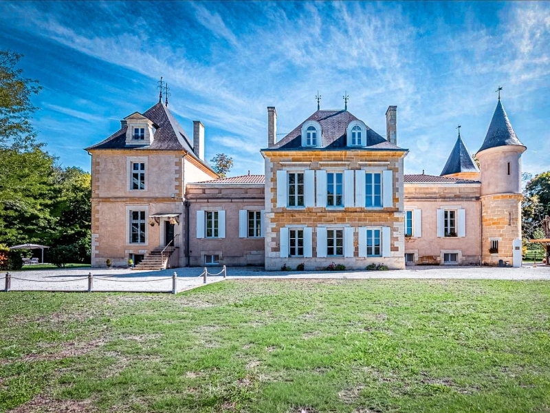 Castle For Sale, LEOGNAN, 33850, FRANCE