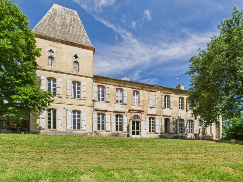 Castle For Sale, GIMAT, 82500, FRANCE