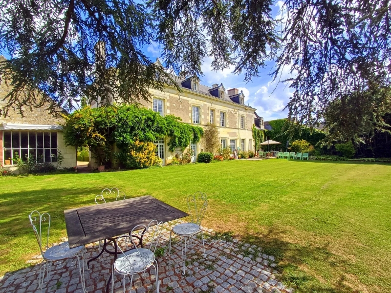 Manor House For Sale, CHINON, 37500, FRANCE