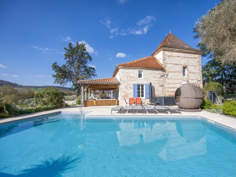Manor House For Sale, VILLENEUVE-SUR-LOT, 47300, FRANCE