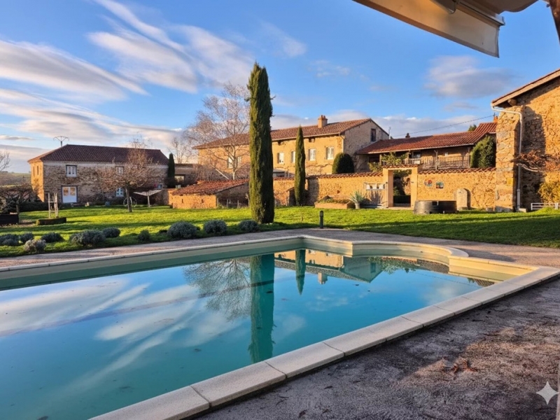 Country House For Sale, SAINT-PAUL-DE-VEZELIN, 42590, FRANCE