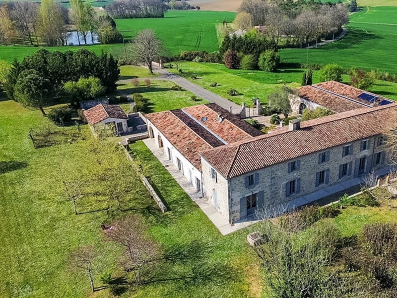 Manor House For Sale, AGEN, 47000, FRANCE