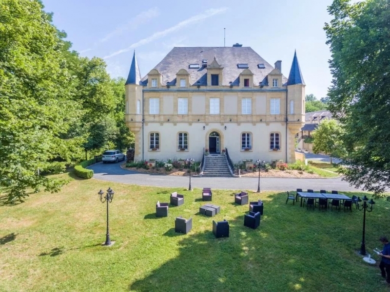 Castle For Sale, MONTIGNAC, 24290, FRANCE