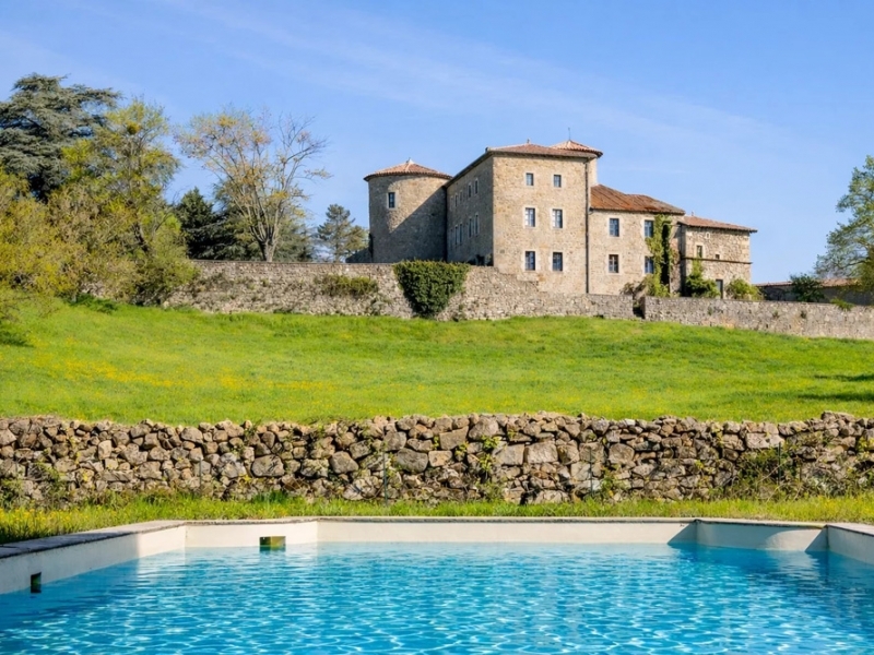 Castle For Sale, SAINT-ROMAIN-DE-LERPS, 07130, FRANCE