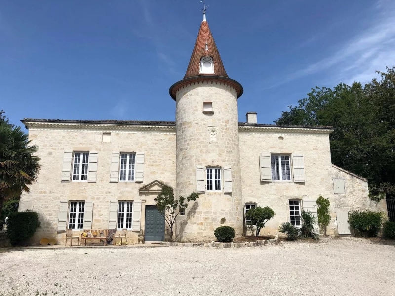 Castle For Sale, PUYMIROL, 47270, FRANCE