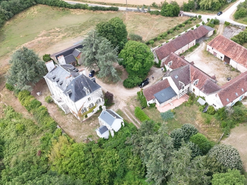 Castle For Sale, MEOBECQ, 36500, FRANCE