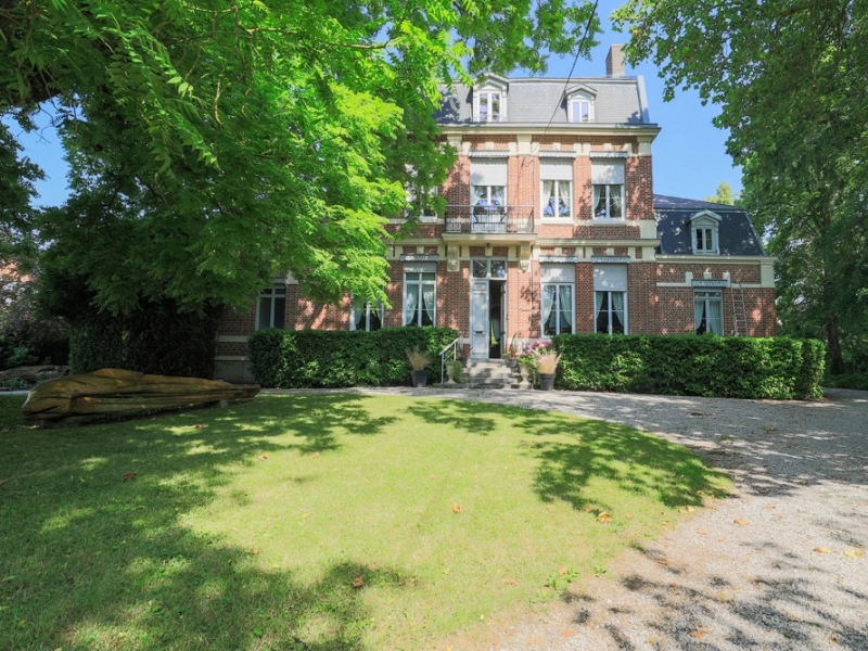 Manor House For Sale, Saint-Venant, 62350, FRANCE