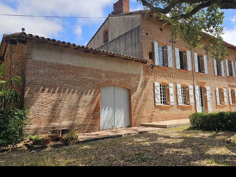 Property For Sale, AUREVILLE, 31320, FRANCE