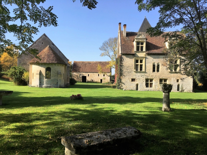 Manor House For Sale, SAINT-MARTIN-SUR-NOHAIN, 58150, FRANCE