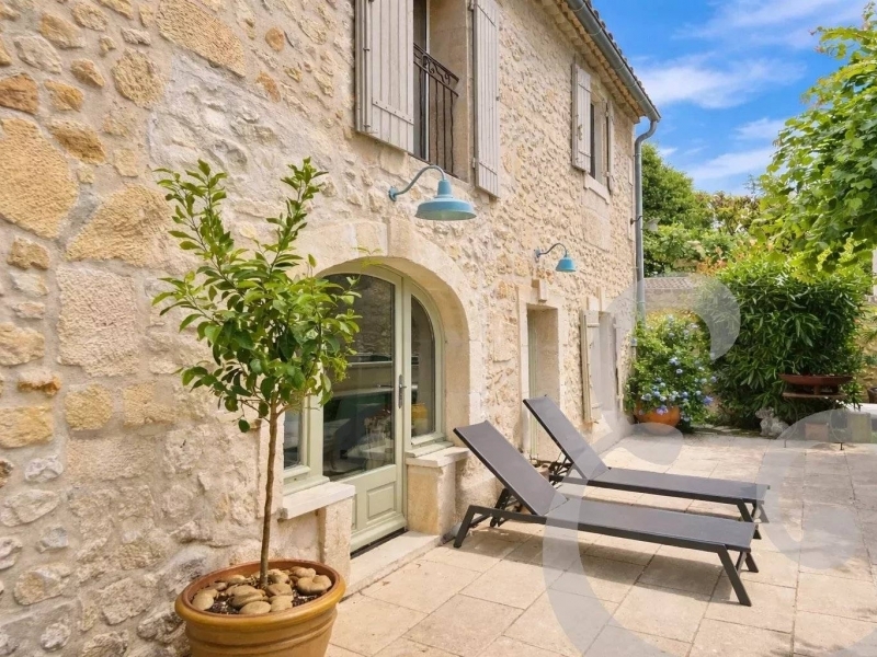 Provençal Farmhouse For Sale, Paradou, 13520, FRANCE