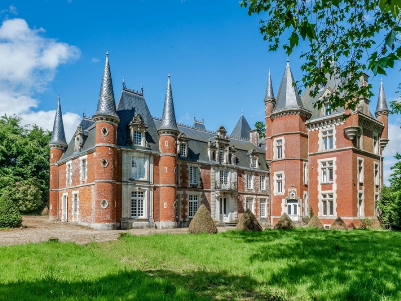 Castle For Sale, ARCHON, 02360, FRANCE