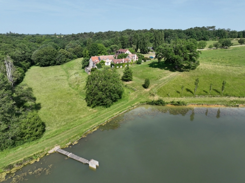 Domaine For Sale, CHATELLERAULT, 86100, FRANCE