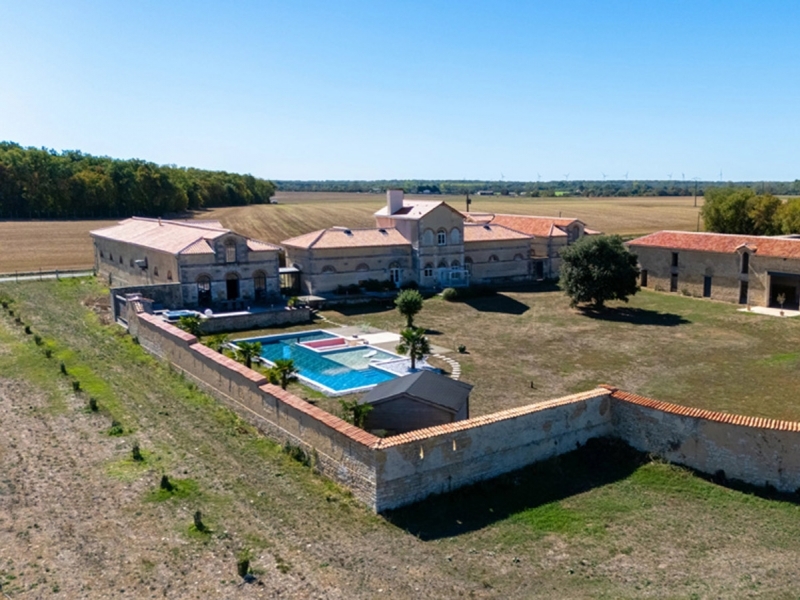 Country House For Sale, BENON, 17170, FRANCE