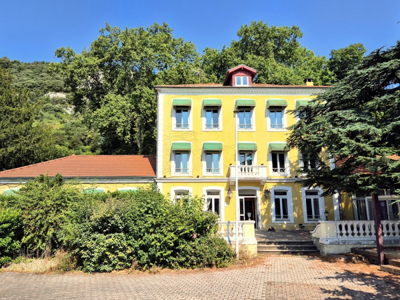 Hotel For Sale, SOYONS, 07130, FRANCE